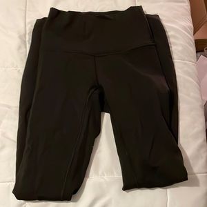 Lululemon leggings.haven’t worn!Super thick Leggings. Not sure what the name is.